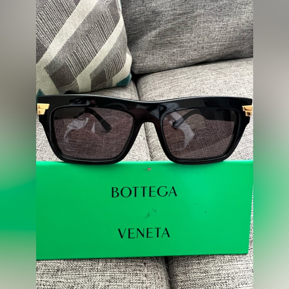 Bottega Veneta Sunglasses